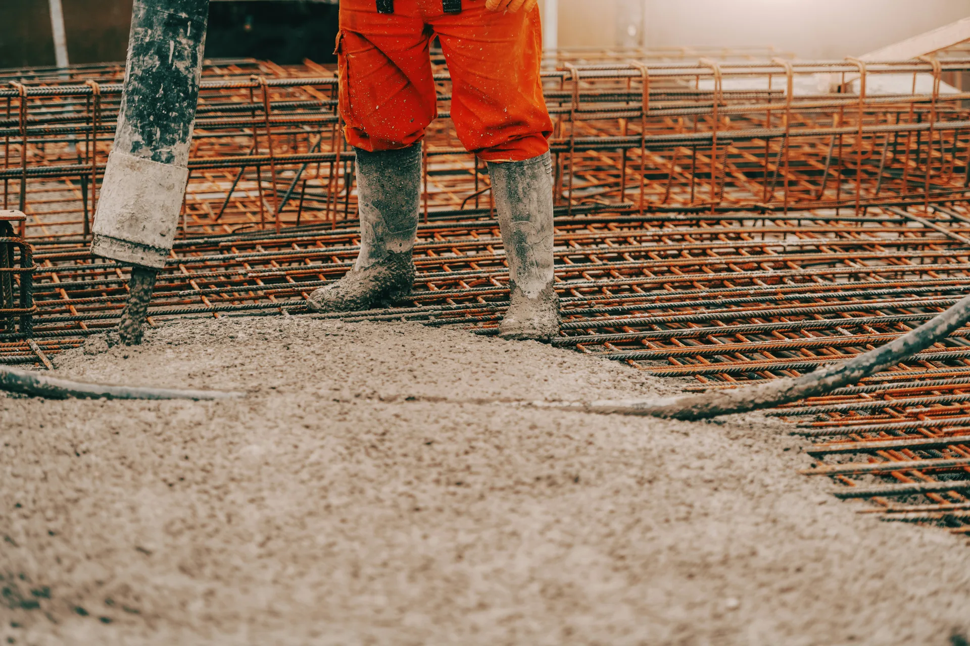 concrete pump operator placing concrete with a coiled hose in Detroit